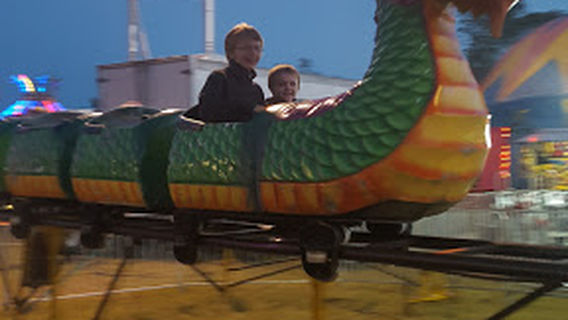 コーディール・ライオンズ・パーク / フェアグラウンド