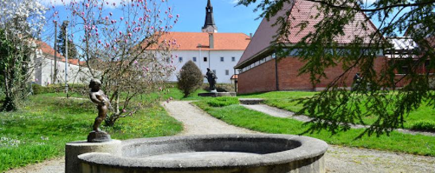 Galerija Antuna Augustinčića, Klanjec