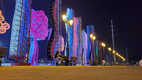 Luis Alfonso Velásquez Flores Park