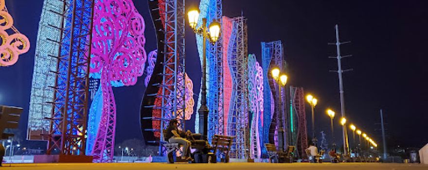 Luis Alfonso Velásquez Flores Park