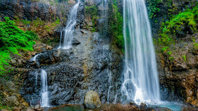 Ukshi waterfall
