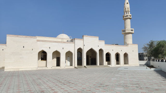 ZAINAT ABD ALRAHEEM MASJID GHADEER ALTAIR