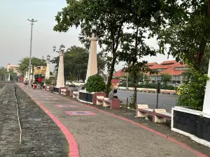 Semarang Tawang Station