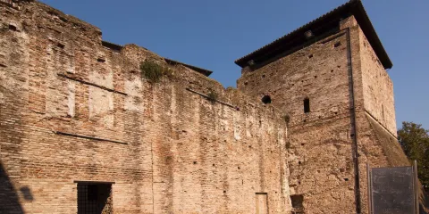 西斯蒙多城堡