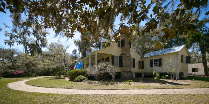 Heyward House Museum & Welcome Center