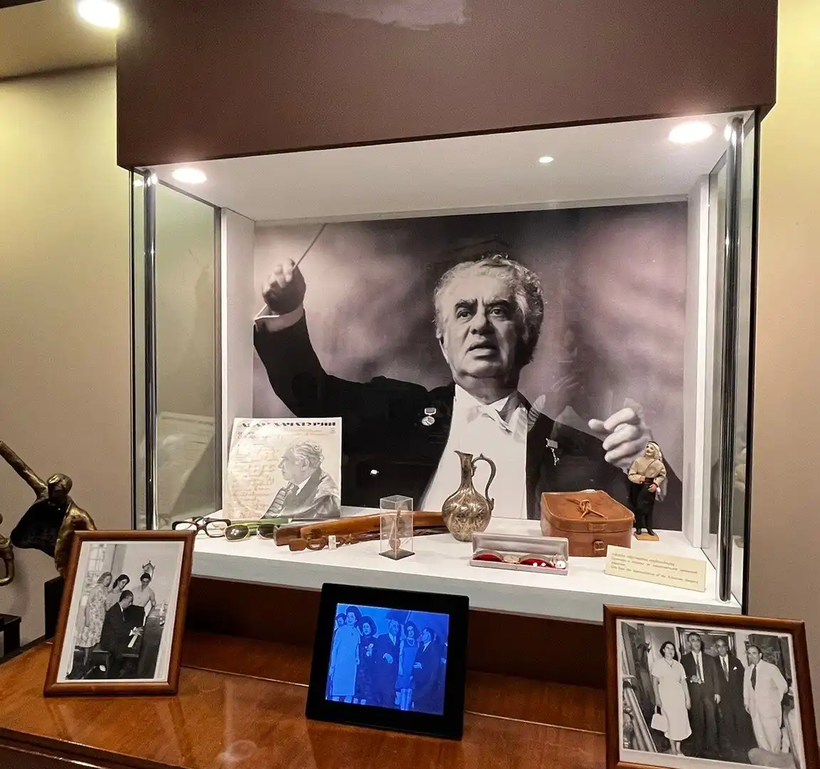 โรงแรมใกล้Aram Khachaturian Museum