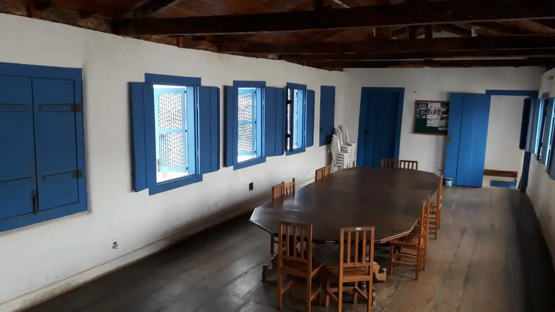 Hotels near Regional do Norte de Minas Museum