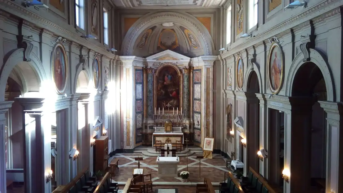 Hotel in zona Chiesa dei Santi Michele e Magno