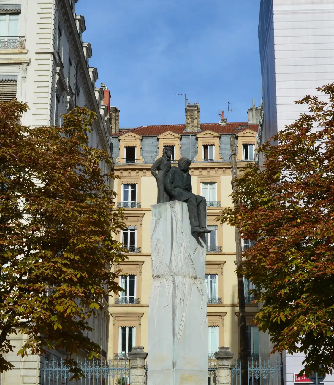 Hotel in zona Antoine de Saint Exupéry Street
