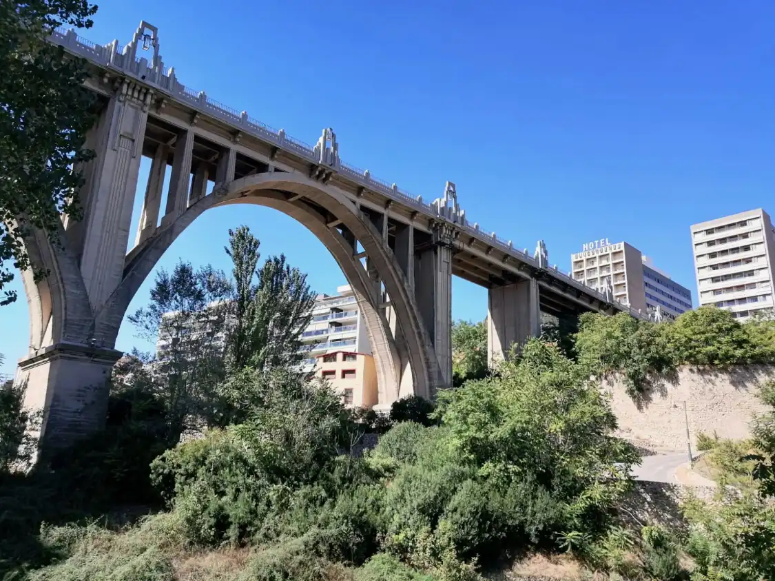 Hotels near Riverfit