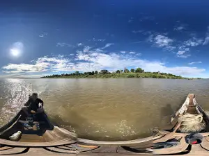 Kaeng Hin Kan