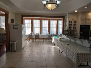 Cypress Creek Hunting Lodge