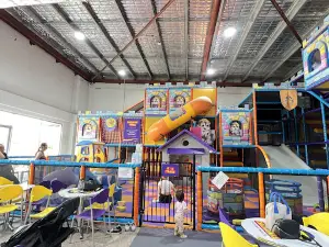 Chipmunks Playland & Café Robina
