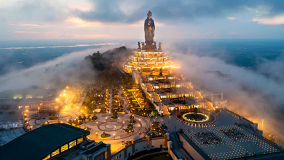 Khu du lịch núi Bà Đen