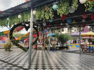 Waterboom JON PANDAWA