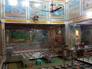 Kampilji Digambar Jain Mandir