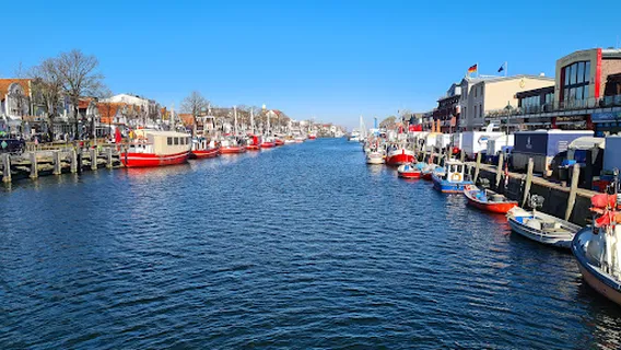 Bahnhofsgebäude Warnemünde