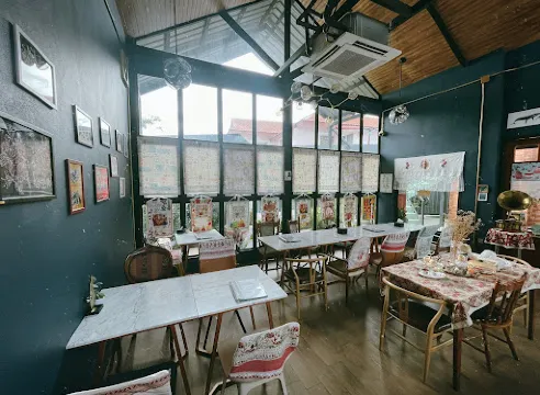 ดิ อมฤต Coffee X Cuisine