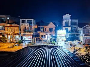 Quảng Trường Núi Thành