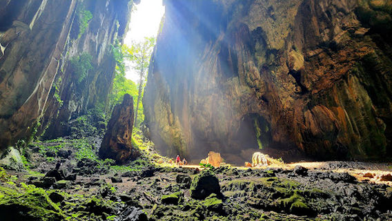 Silabur Cave, Tebakang, Serian (start/end hiking trail)