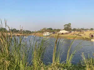 Kumusha resort