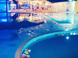 TKP 99 Swimming pool