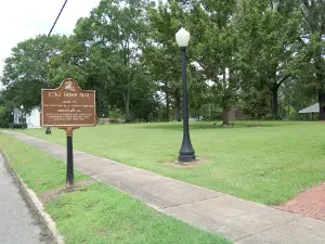 Earl K. Long Memorial