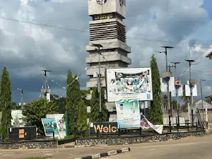Clock Tower, Bo