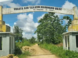 Objek Wisata Air Terjun Mangulek