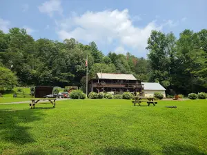 Rider's Roost Biker Campground