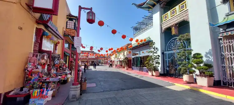 Các khách sạn gần Chinatown Central Plaza