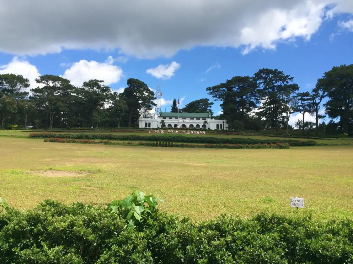 Hotels near The Mansion