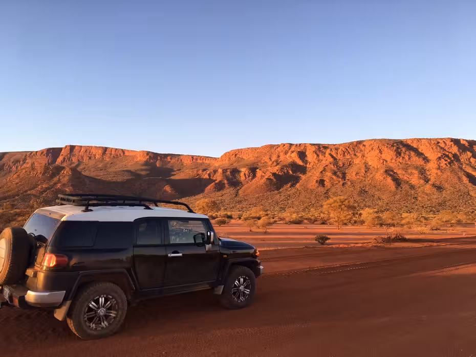 ${{cityDName}} to Nullagine Flights