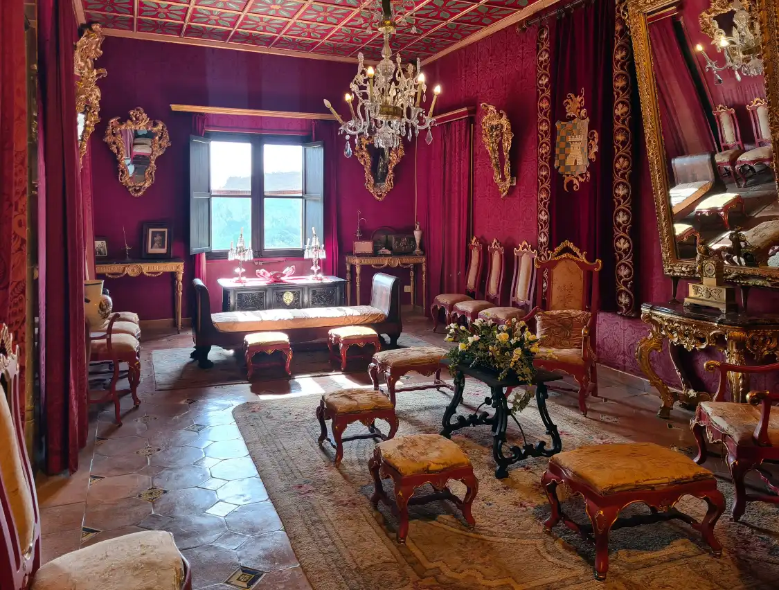 Hotels near Palacio del Rei Sanc