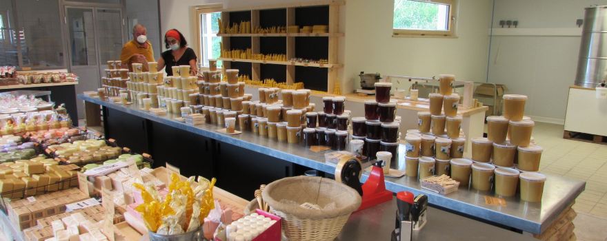 The Apiary 2 Lacs