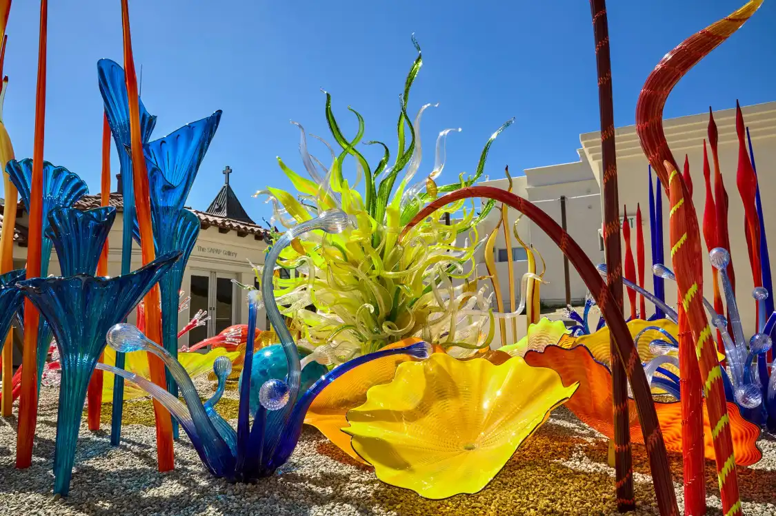 Hotels near Catalina Museum For Art & History