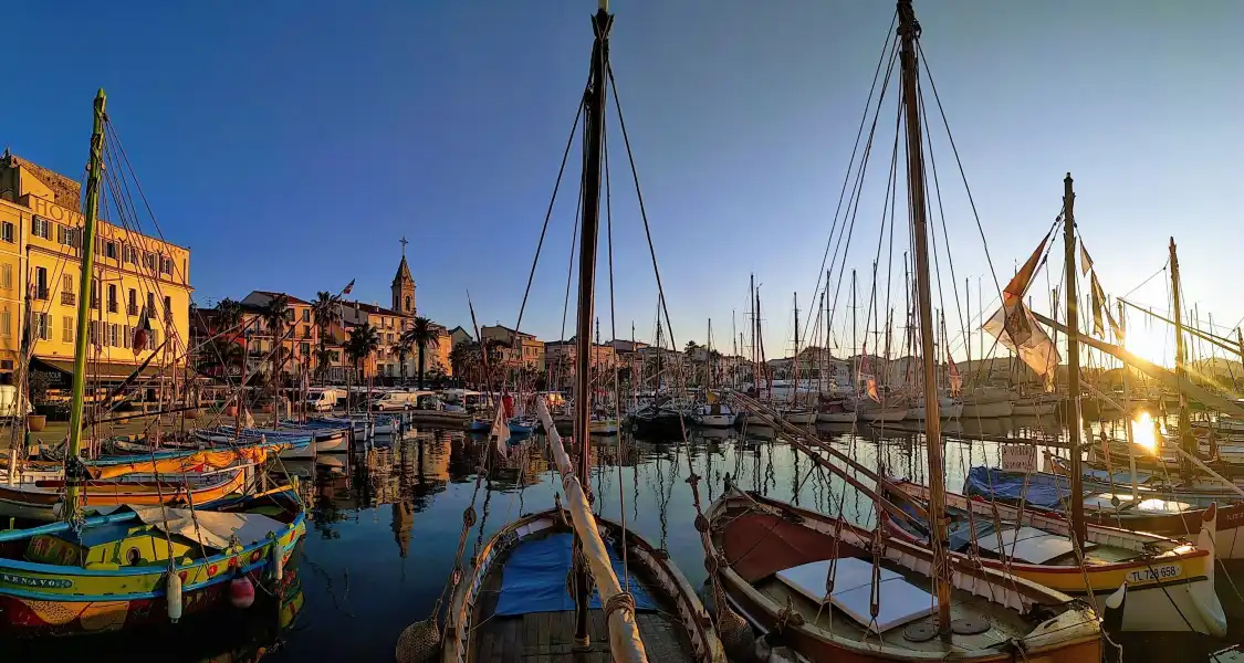 Le port de Sanary sur mer 주변 호텔