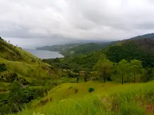Gunung Naga Tinggi Indah