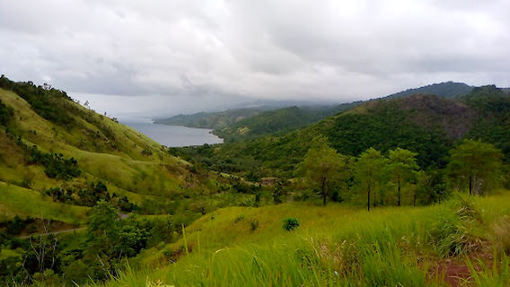 Gunung Naga Tinggi Indah