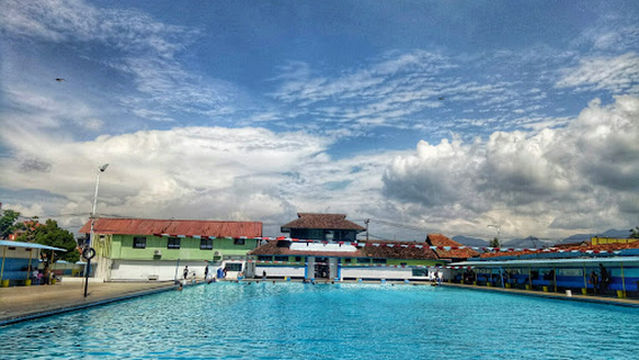 Swimming Pool Riung Yudha