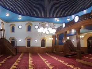 Джамия Брестовене - Karagac Camii