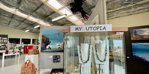 Baudin Beach Art Gallery