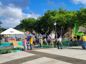 Public Plaza - Plaza Pública de Patillas