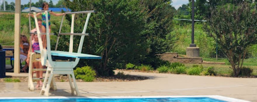 Leitchfield Aquatic Center
