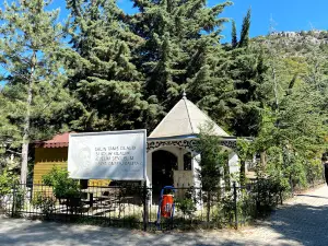 Yunus Emre Türbesi