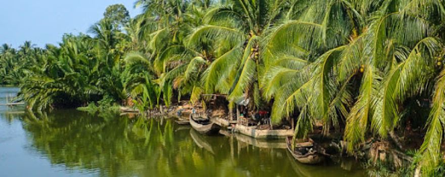 Hàm Luông River