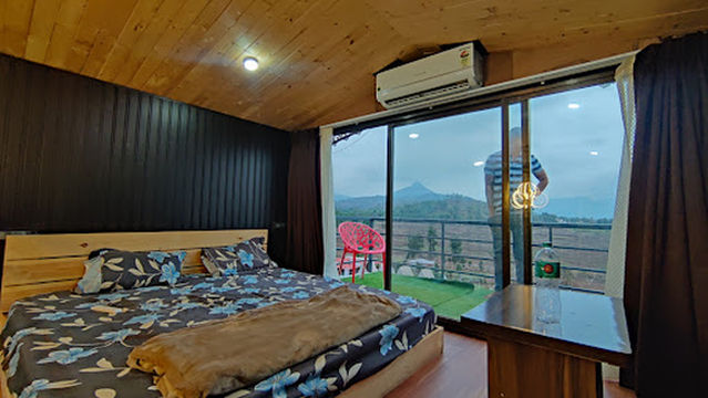 Pawnalakescampnig.com