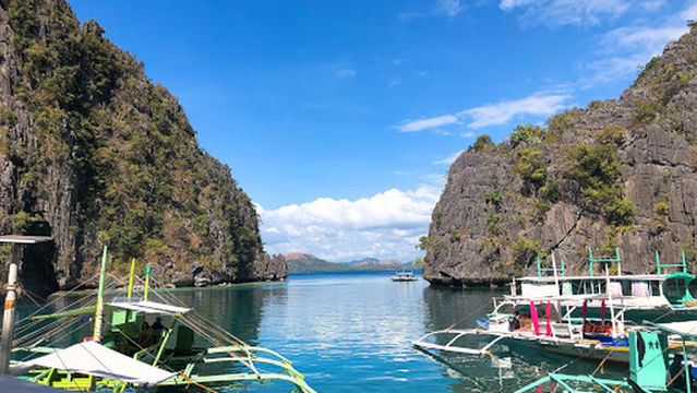 Kayangan Lake View Deck