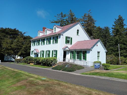 Umpqua Lighthouse State Park