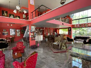 DKSM CAFE | Sanat Galerisi-Sahaf